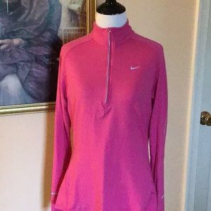 Nike pullover 1/2 zip work out sweat shirt